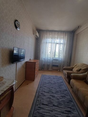 часовой квартира бишкек: 2 комнаты, 48 м², Индивидуалка, 2 этаж, Косметический ремонт