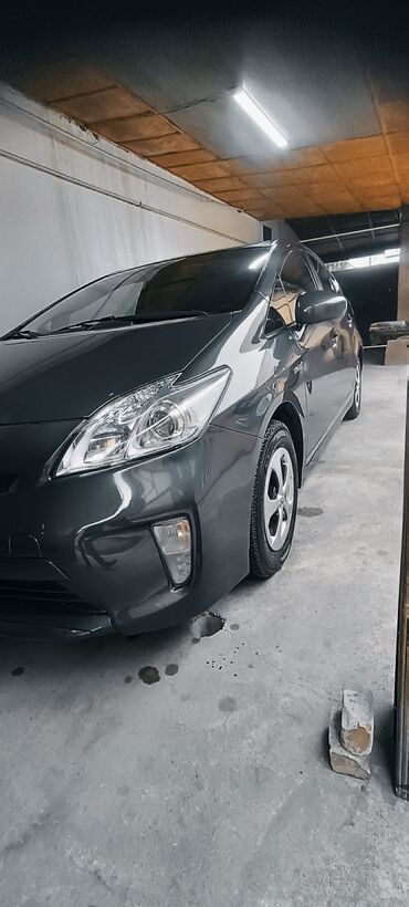 тайота камри25: Toyota Prius: 2012 г., 1.8 л, Вариатор, Гибрид, Хэтчбэк