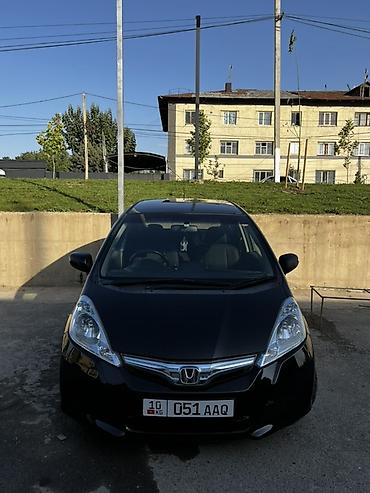 авто кытай: Honda Fit: 2013 г., Гибрид, Хэтчбэк — 1