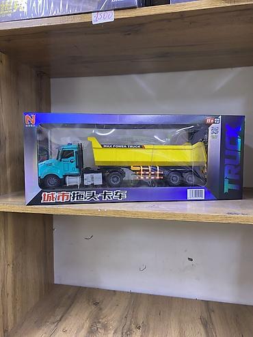 Игрушечный самосвал Max Power Truck на радиоуправлении. - Тип