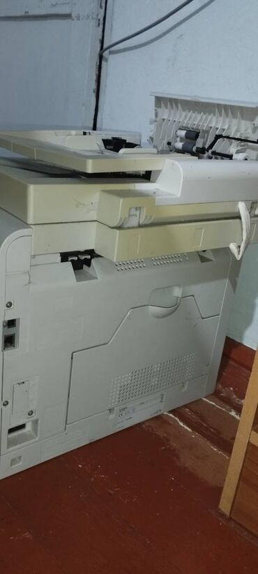 printer rengleri: 2 problemi var bir elektrik naqili ikincisi rəng buraxmağinda problem