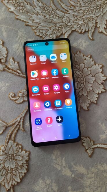 телефоны в рассрочку бишкек цум: Samsung Galaxy A51, Б/у, 128 ГБ, цвет - Белый, 2 SIM