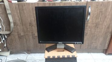 Kompüter ehtiyyat hissələri: Təcili satılır endirim olacaq.Dell brendinin qara rəngli LCD monitoru