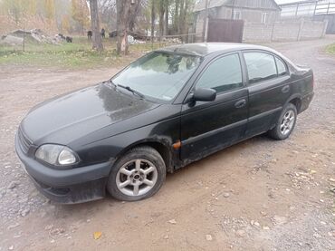 Toyota: Toyota Avensis: 1998 г., 1.8 л, Механика, Бензин, Седан