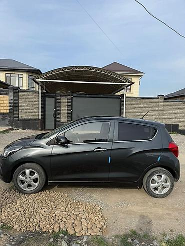 Chevrolet: Chevrolet Spark: 2017 г., 1 л, Вариатор, Бензин — 3