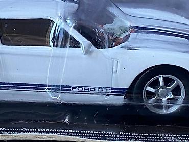 fort salon: Коллекционная модель FORD GT40 White with blue strip 1966 — 9