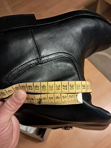 alexander mcqueen boots: Crne ženske čizme do kolena – broj 40 - Elegantnog i modernog dizajna — 5