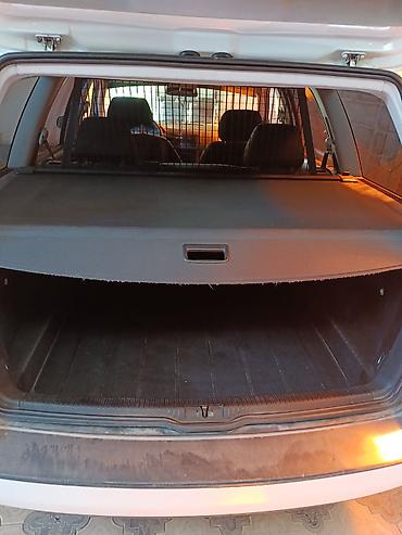 v klass: Volkswagen Golf Variant: 2000 г., 1.6 л, Бензин, Универсал — 2