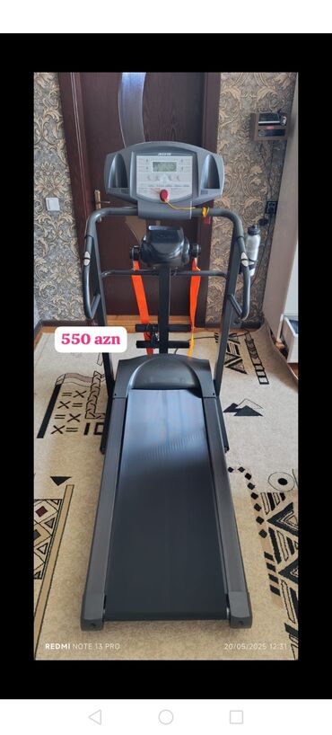 idman trenajorları nin satışı: Jkexer firmasının qara rəngli qaçış trenajoru 550 azn ceki olaraq 100