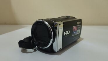 4k video kamera: Büdcəyə uyğun SonyHDR-CX190 High Definition Handycam Videokamera