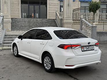 coroll: Toyota Corolla: 2019 г., Вариатор, Гибрид, Седан — 4