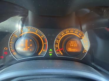 Toyota: Toyota Corolla: 2008 г., 1.6 л, Кол менен иштөөчү, Бензин, Седан — 8