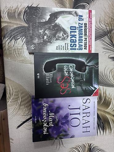 Книги и журналы: Kitablar satılır yenidirlər 18 ədəd kitabdır 1 ədədi 3 azn çatdrlma — 4