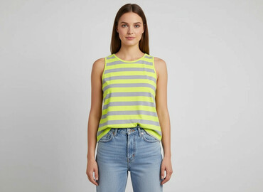 guess t shirty asap rocky: Топ жіночий, розмір S