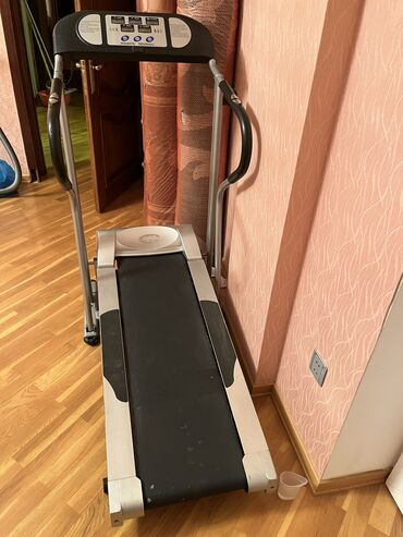qaçış tirnajoru: Beqavoy daroşka / Trenajor