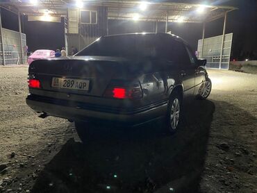 сколько стоит значок мерседес: Mercedes-Benz E-Class: 1994 г., 2 л, Автомат, Бензин, Седан
