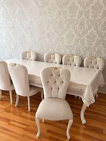 Qonaq otağı üçün, İşlənmiş, Kvadrat masa, 8 stul lalafo.az -da Qonaq otağı üçün, İşlənmiş, Kvadrat masa, 8 stul