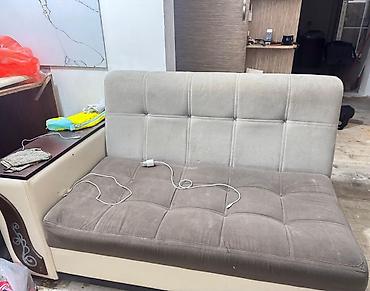 künc masası: Künc divan, İşlənmiş, Açılan, Bazasız, Nabuk, Çatdırılma yoxdur — 4