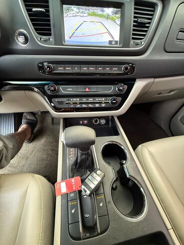 Kia: Kia Carnival: 2020 г., 2.2 л, Автомат, Дизель, Минивэн — 4