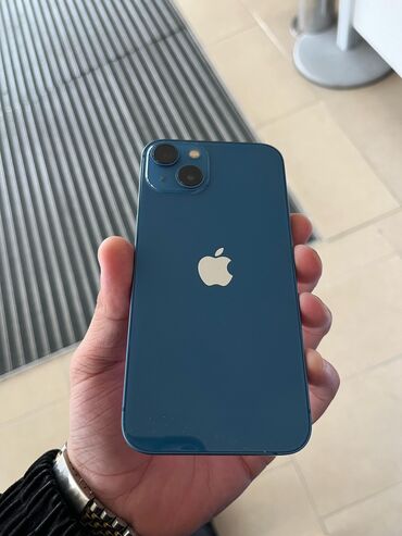 iphone 13 islenmis: IPhone 13, 128 GB, Blue Titanium, Barmaq izi, Face ID, Simsiz şarj