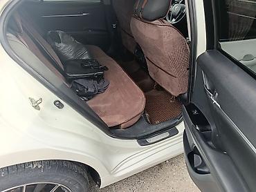 Toyota: Toyota Camry: 2018 г., 2 л, Автомат, Бензин, Седан — 4