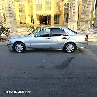 traktor farası: Mercedes-Benz C-Class: 1.8 l | 2000 il Sedan — 1