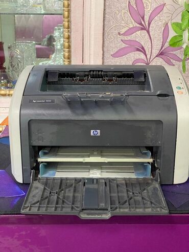 Принтеры: Принтер лазерный
Черно белый 
 HP1010