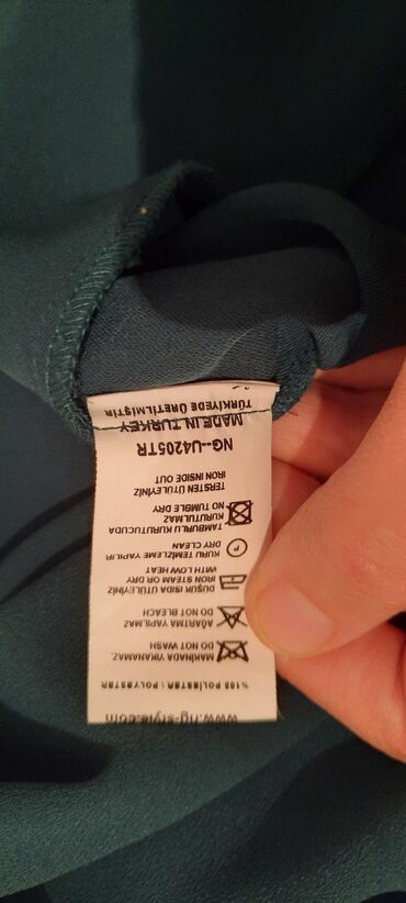 Ziyafət donları: Hamsı brend mallardı.Baha alınıb.hərəsi 1-2dəfə geyinilib — 4