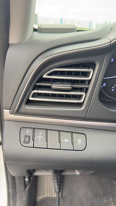 Hyundai: Hyundai Elantra: 2019 г., 1.6 л, Автомат, Бензин, Седан at lalafo.kg — 20 Hyundai: Hyundai Elantra: 2019 г., 1.6 л, Автомат, Бензин, Седан — 20