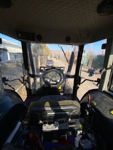 Тракторы YTO (ЮТО): Трактор колесный с кабиной + навесной плуг. Характеристики и — 11