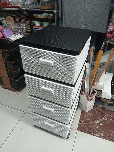 Komodlar: Yeni, Güzgüsüz — 6