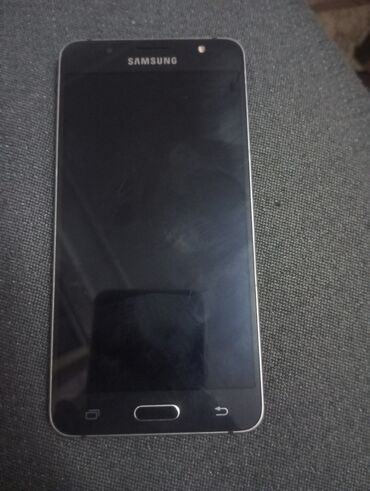 Информатика: Samsung Galaxy J5, 16 ГБ, цвет - Черный