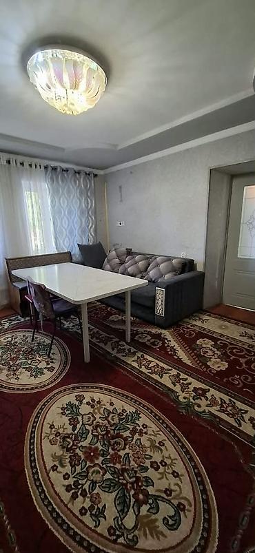 Продажа коттеджей и домов: Продаётся жилой дом в городе Каракол (пристань) есть хоз постройки — 22