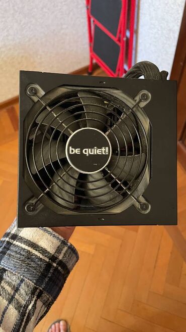 Qida blokları: Qida bloku be quiet!, 700 W — 18