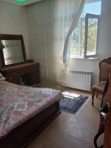 ev və bağ: Satılır 57.000 manata mebellı 6 otaqlı ev 2 ayrı ev cəmi bir yerdə — 4