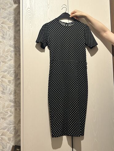 женские куртки с капюшоном: Gündəlik don, Midi, Zara, S (EU 36) lalafo.az -da женские куртки с капюшоном: Gündəlik don, Midi, Zara, S (EU 36)