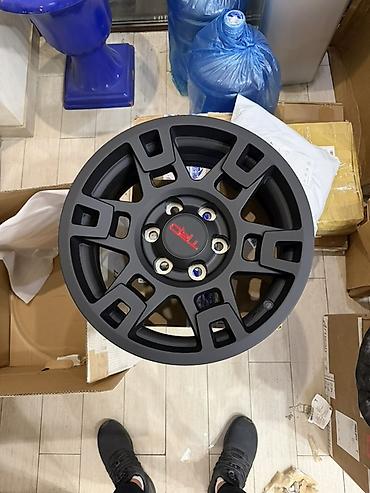 lumina: Литые Диски R 17 Toyota, Комплект, отверстий - 6, Новый — 1
