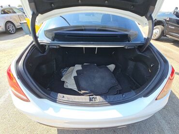 Mercedes-Benz: Mercedes-Benz C-Class: 2 l | 2016 il Sedan — 15