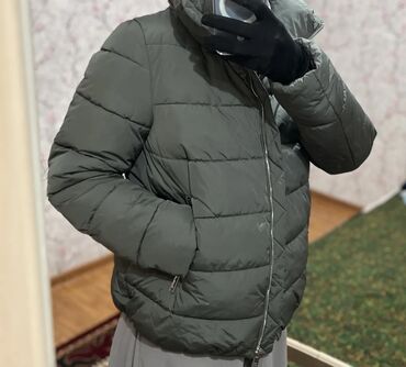 куртки женские зимние: Пуховик, M (EU 38)