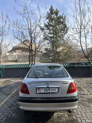 Toyota: Toyota Avensis: 1998 г., 1.8 л, Бензин, Хэтчбэк — 5