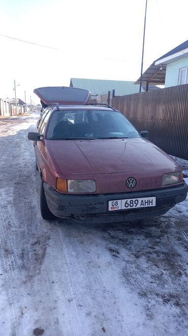 Volkswagen: Volkswagen Passat: 1990 г., 1.8 л, Механика, Бензин, Универсал