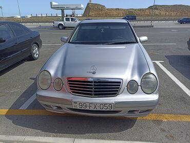 at satisi qiymetleri: Mercedes-Benz E 200: 2 l | 2000 il Sedan