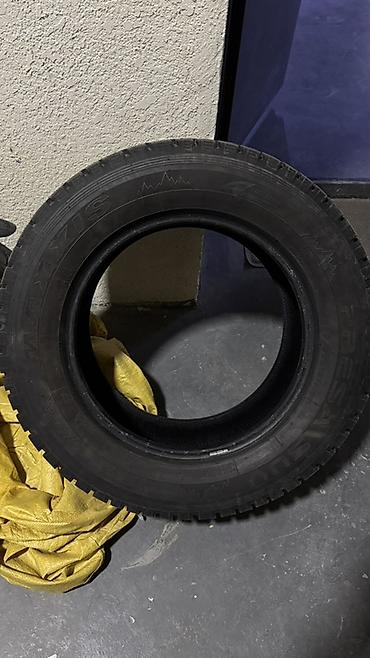 э 34: Шины 265 / 60 / R 18, Зима, Б/у, Комплект, Внедорожные (АТ/МТ), Maxxis — 1