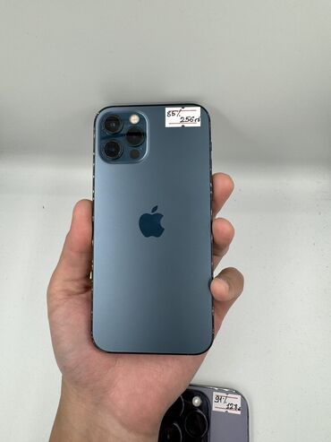 Apple iPhone: IPhone 12 Pro, Б/у, 256 ГБ, Pacific Blue, Защитное стекло, Чехол, В рассрочку, 85 %