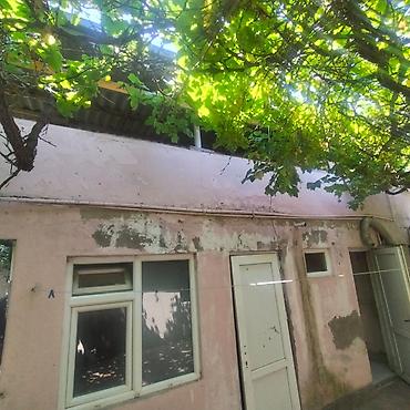 Həyət evləri və villaların satışı: Binəqədi qəs. 3 otaqlı, 100 kv. m, Orta təmir — 3