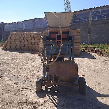 Производство кирпичей: Полуавтомат Тоо-кирпич чыгарган пресс станок сатылат. Саманблок — 6