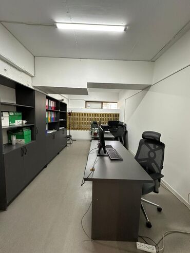 Офисы: Продаю Офис 384 м², С ремонтом, Многоэтажное здание, Цокольный этаж этаж — 2