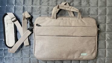 noutbuk çanta: Yenidir, ölçüsü uyğun olmadığı üçün istifadə olunmayıb. 13.3 inch