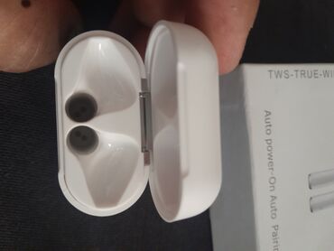 Slušalice: Bluetooth slušalice i12 TWS Bluetooth: v5.0+EDR Podržava: SiRi — 2