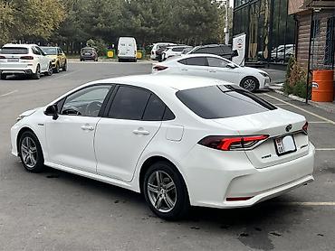toyota opa 2003: Toyota Corolla: 2020 г., 1.8 л, Вариатор, Гибрид, Седан — 4